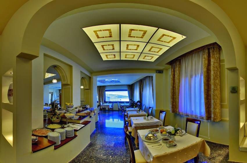 Hotel Corallo Isola Rossa Restaurante foto